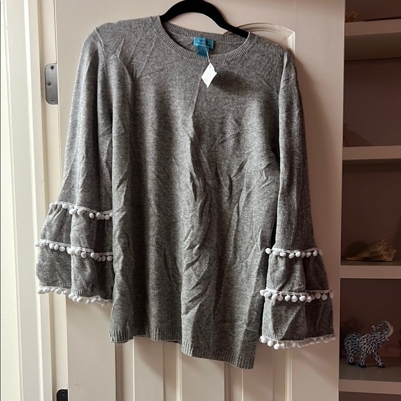 Gray cashmere Sweater with Pom Pom Sleeves - Picture 1 of 1